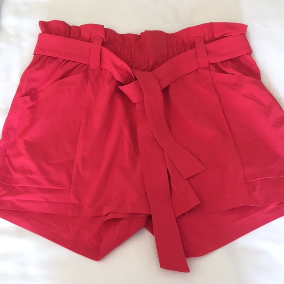 Athleta Pants - NWOT Athleta Red Skyline Short Size 6